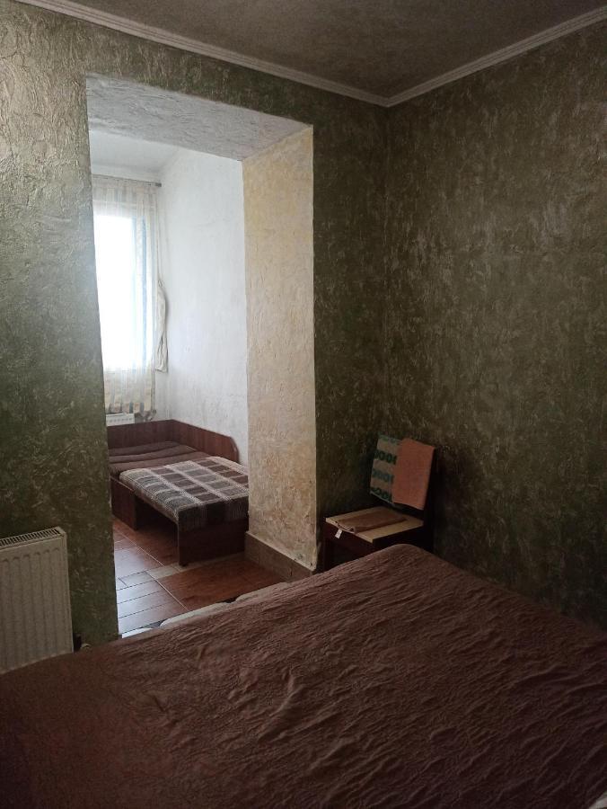 Otel жасмин *