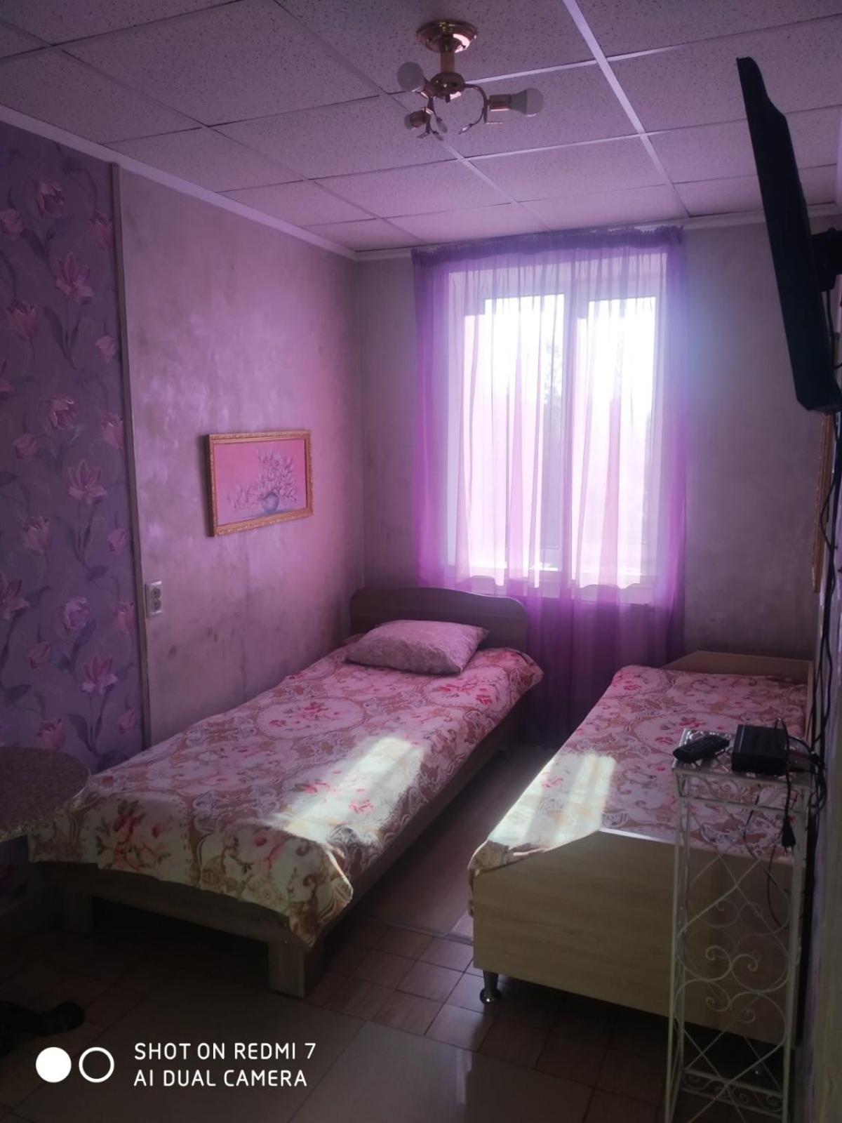 Otel жасмин *
